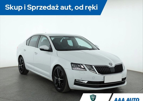 Skoda Octavia cena 62000 przebieg: 193632, rok produkcji 2017 z Reda małe 301